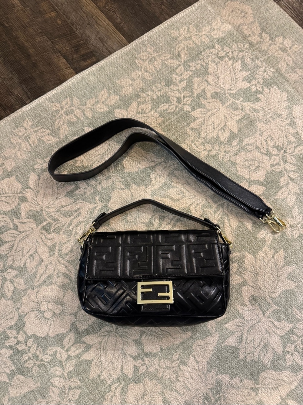 Designer Baguette Bag Purse - Picture 2 of 9